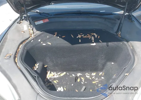 2015 Tesla Model S 70D/85D/P85D z USA, uszkodzony, nr VIN 5YJSA1H28FFP79921